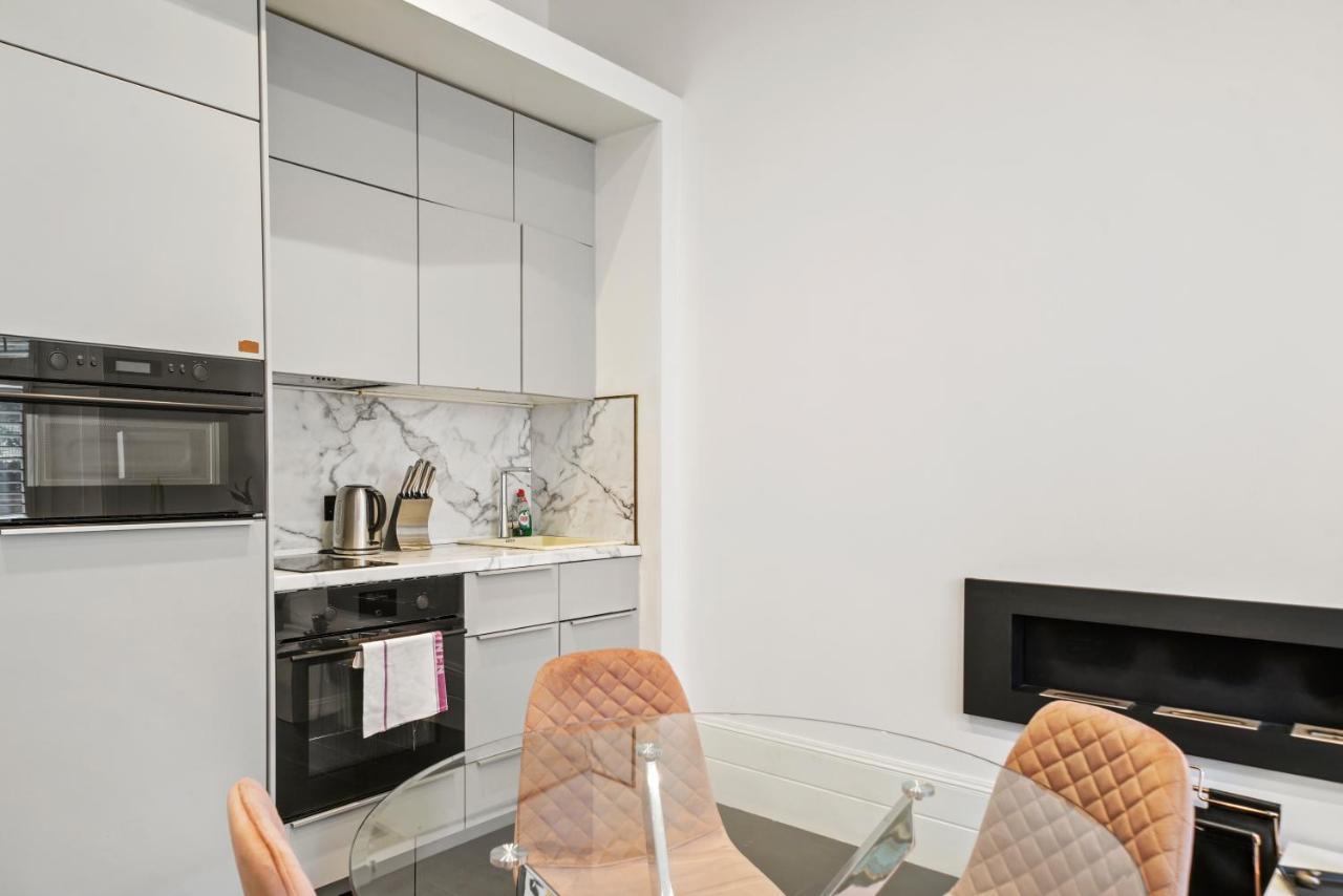 1 & 2 Bed Cosy Apartments Next To Earls Court Free Wifi London Exterior foto