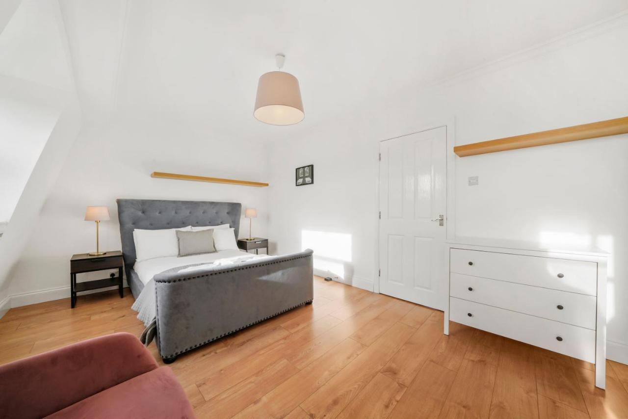 1 & 2 Bed Cosy Apartments Next To Earls Court Free Wifi London Exterior foto